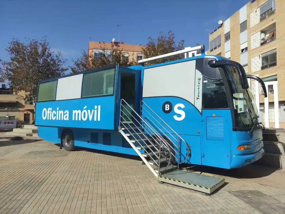 Bus móbil de Banco Sabadell