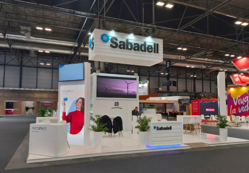 imagen del stand de Banco Sabadell en FITUR 2023